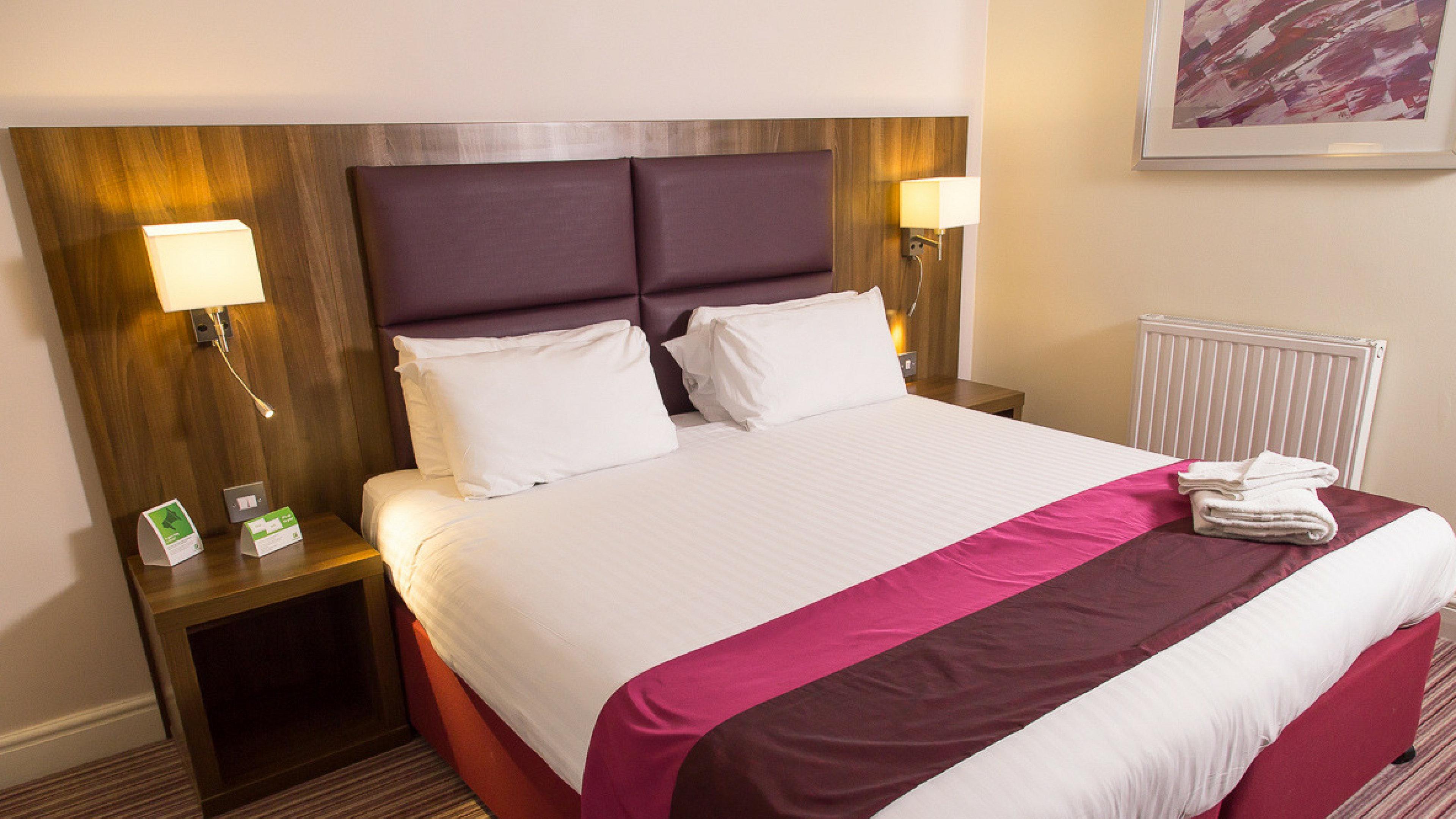 Holiday Inn Milton Keynes East M1 Junc 14 By Ihg Esterno foto