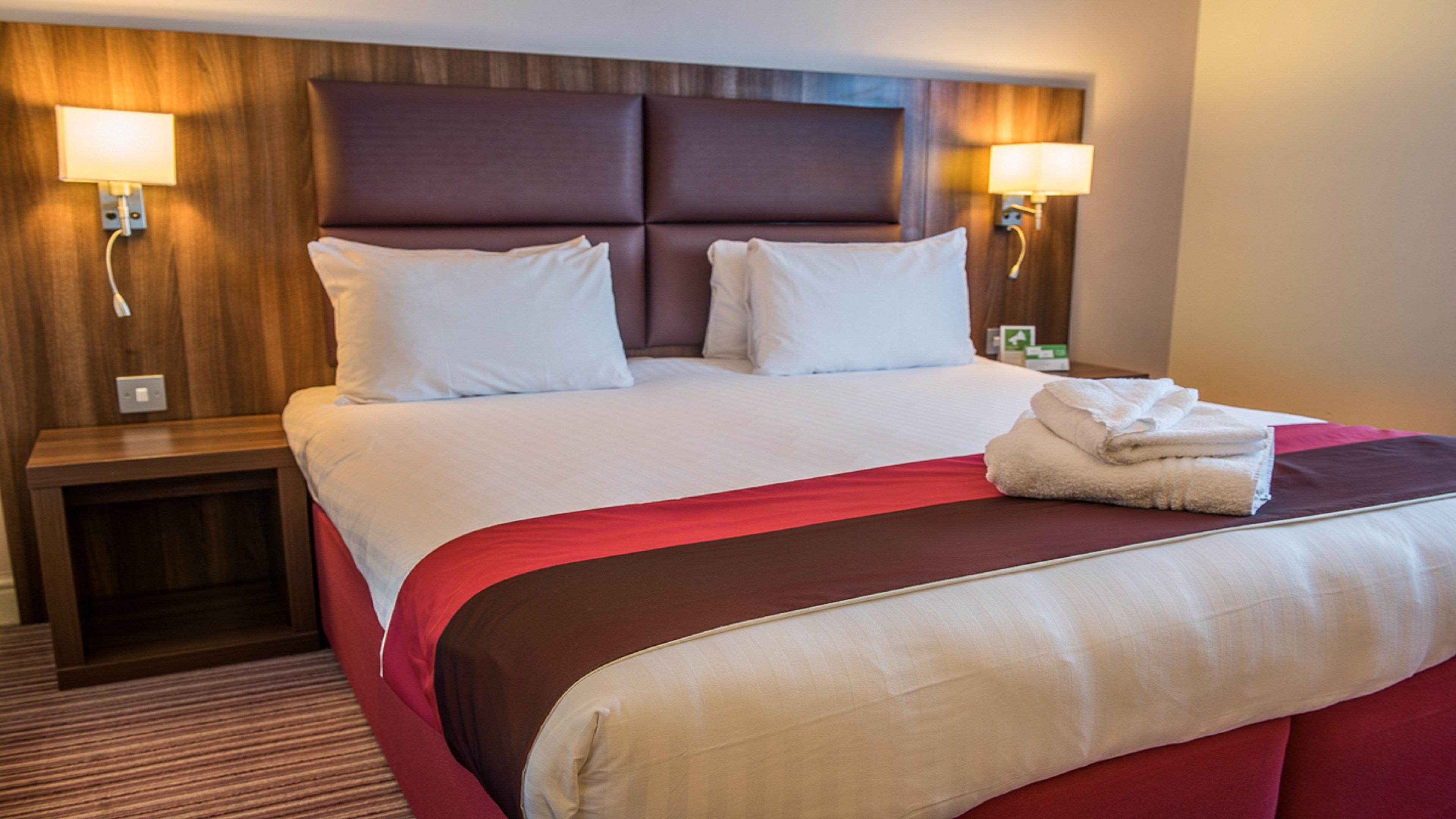 Holiday Inn Milton Keynes East M1 Junc 14 By Ihg Esterno foto